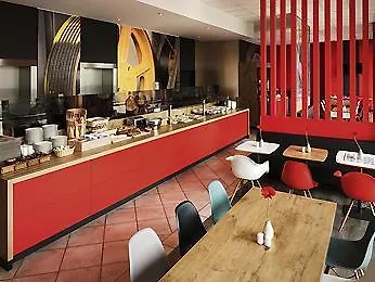 Ibis Hotel Berlin Spandau 2*,